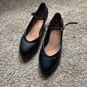 bloch dancing/character shoes